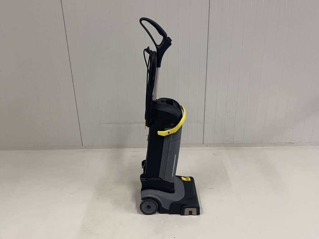 KARCHER SCHROBMACHINE BR 30/4 C 2017