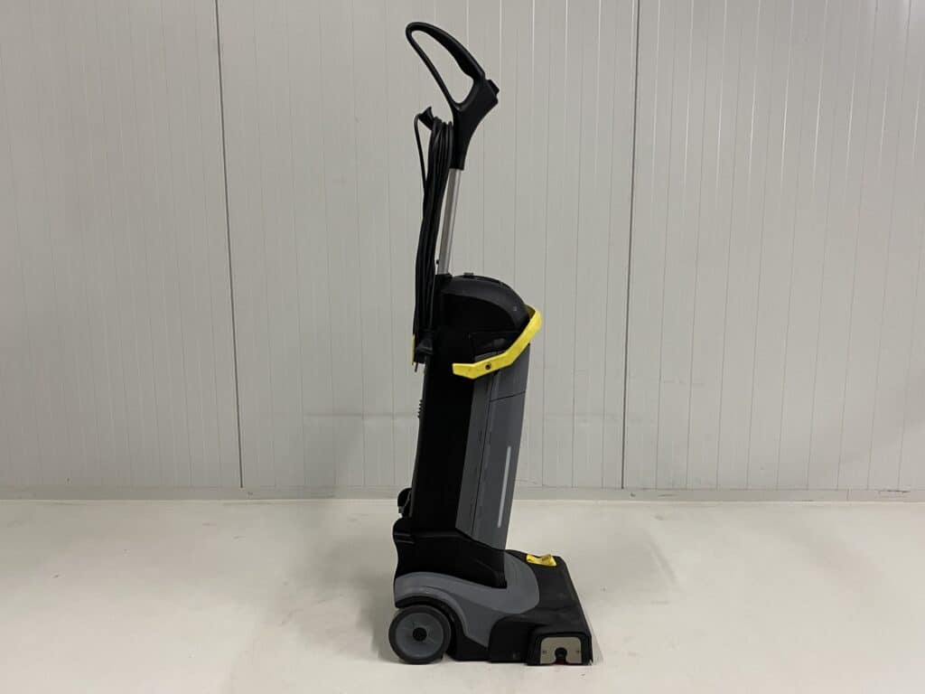 KARCHER SCHROBMACHINE BR 30/4 C 2016
