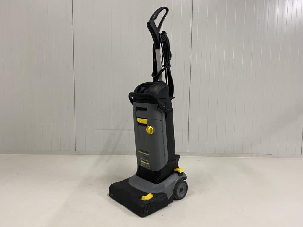KARCHER SCHROBMACHINE BR 30/4 C 2014