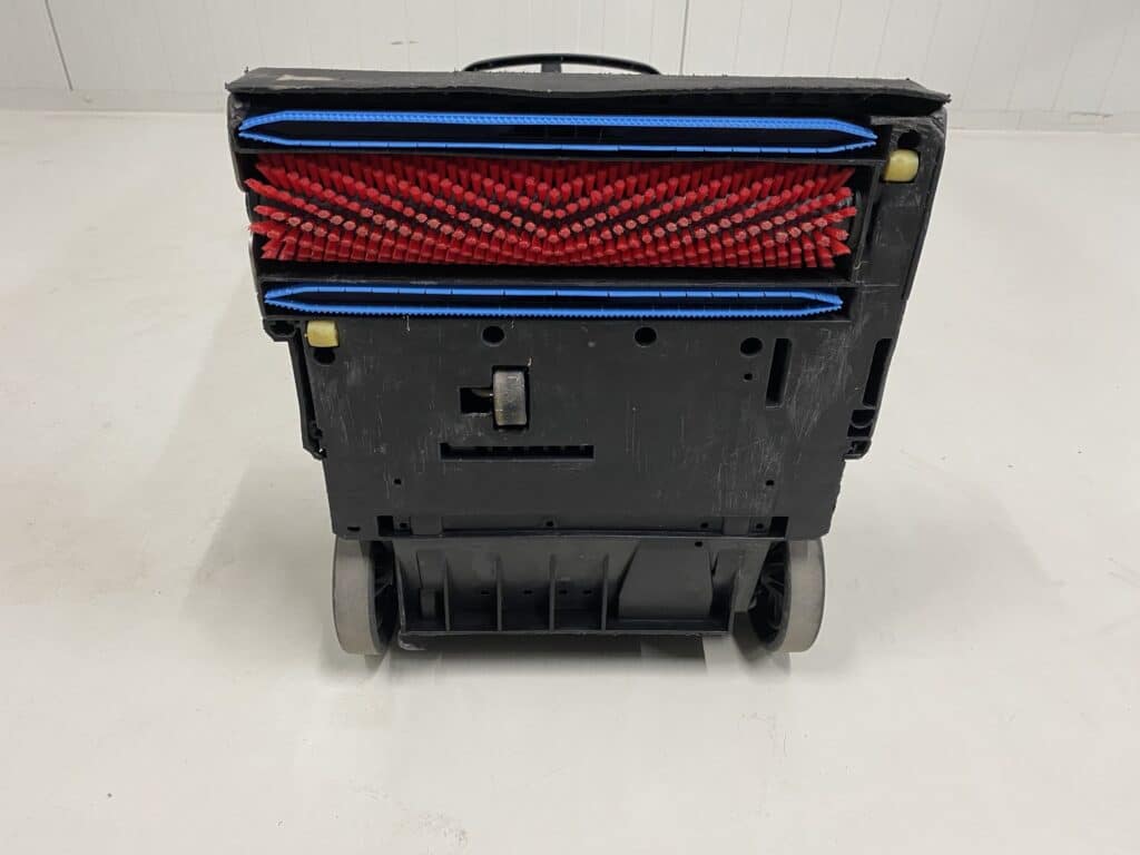 KARCHER SCHROBMACHINE BR 30/4 C 2014