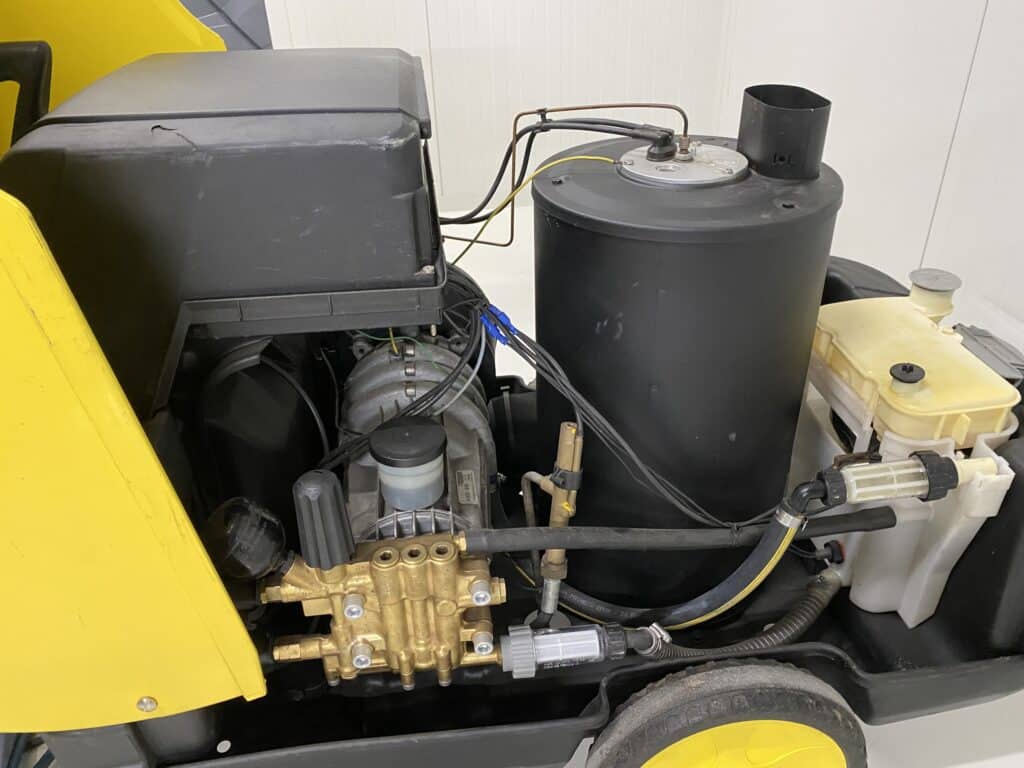 KARCHER HDS 850-4 M WARMWATER HOGEDRUKREINIGER 400V