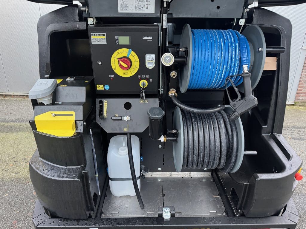 KARCHER WARMWATER HOGEDRUKREINIGER HDS 13/35 trailer 350 BAR