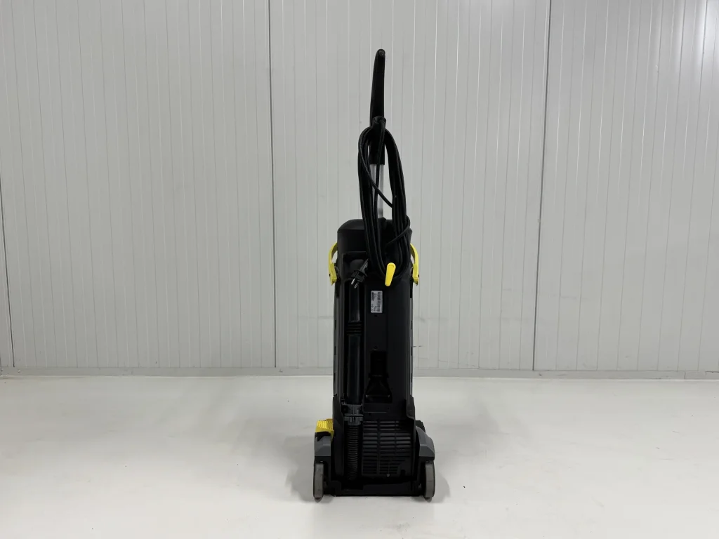 KARCHER SCHROBMACHINE BR 30/4 C 2014