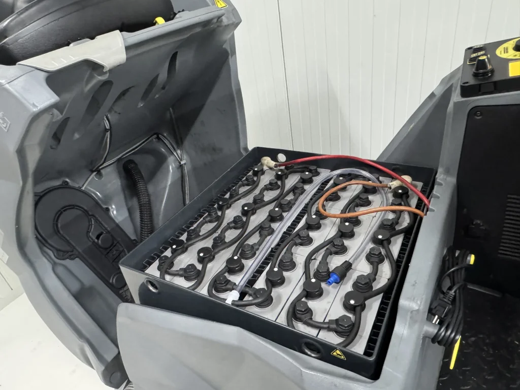 KARCHER SCHROBMACHINE B 150 R 90 BP DOSE SB 2019