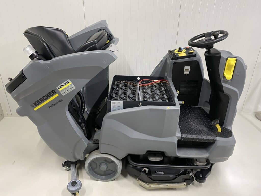 KARCHER SCHROBMACHINE B 150 + R 90 2019