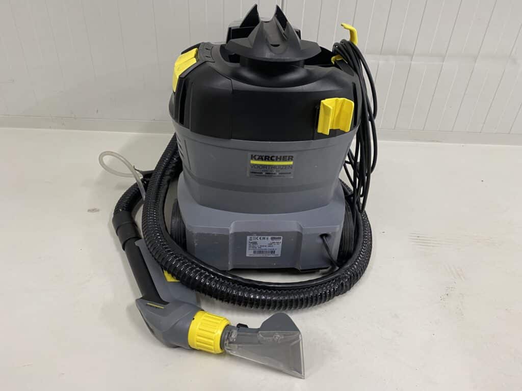 KARCHER SPROEI-EXTRACTIE BEKLEDINGREINIGER Puzzi 8/1 2023