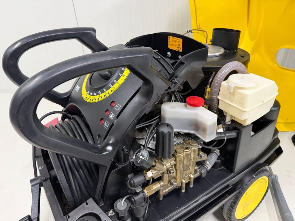 KARCHER WARMWATER HOGEDRUKREINIGER HDS 558 CSX 230 Volt