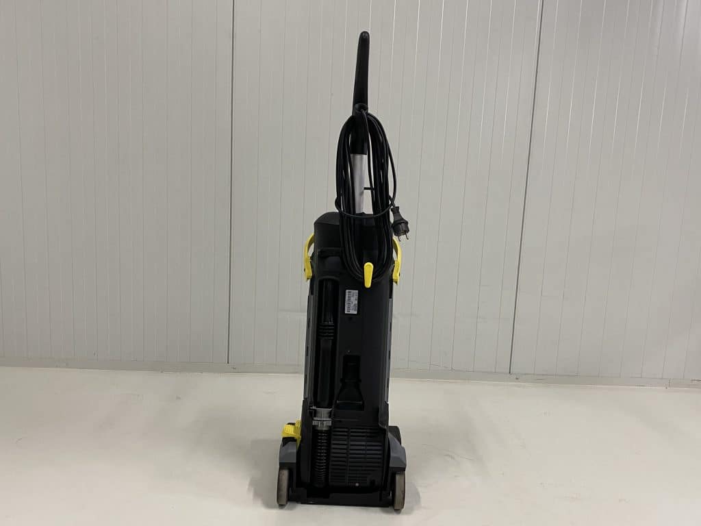 KARCHER SCHROBMACHINE BR 30/4 C 2021