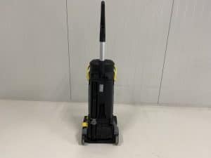 KARCHER SCHROB-/ ZUIGMACHINE BR 30/4 C Bp