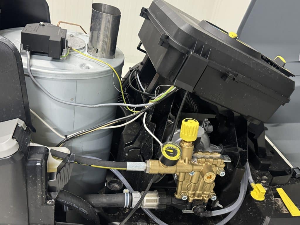 KARCHER WARMWATER HOGEDRUKREINIGER HDS 6/15 CXA