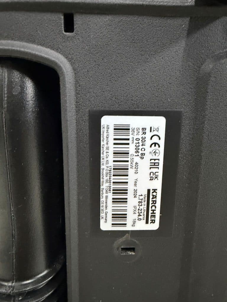 KARCHER SCHROB-/ ZUIGMACHINE BR 30/4 C Bp