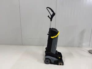 KARCHER SCHROB-/ ZUIGMACHINE BR 30/4 C Bp