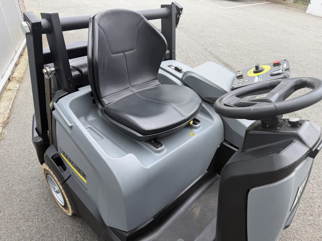 KARCHER Veeg-/zuigmachine KM 105/110 R Bp